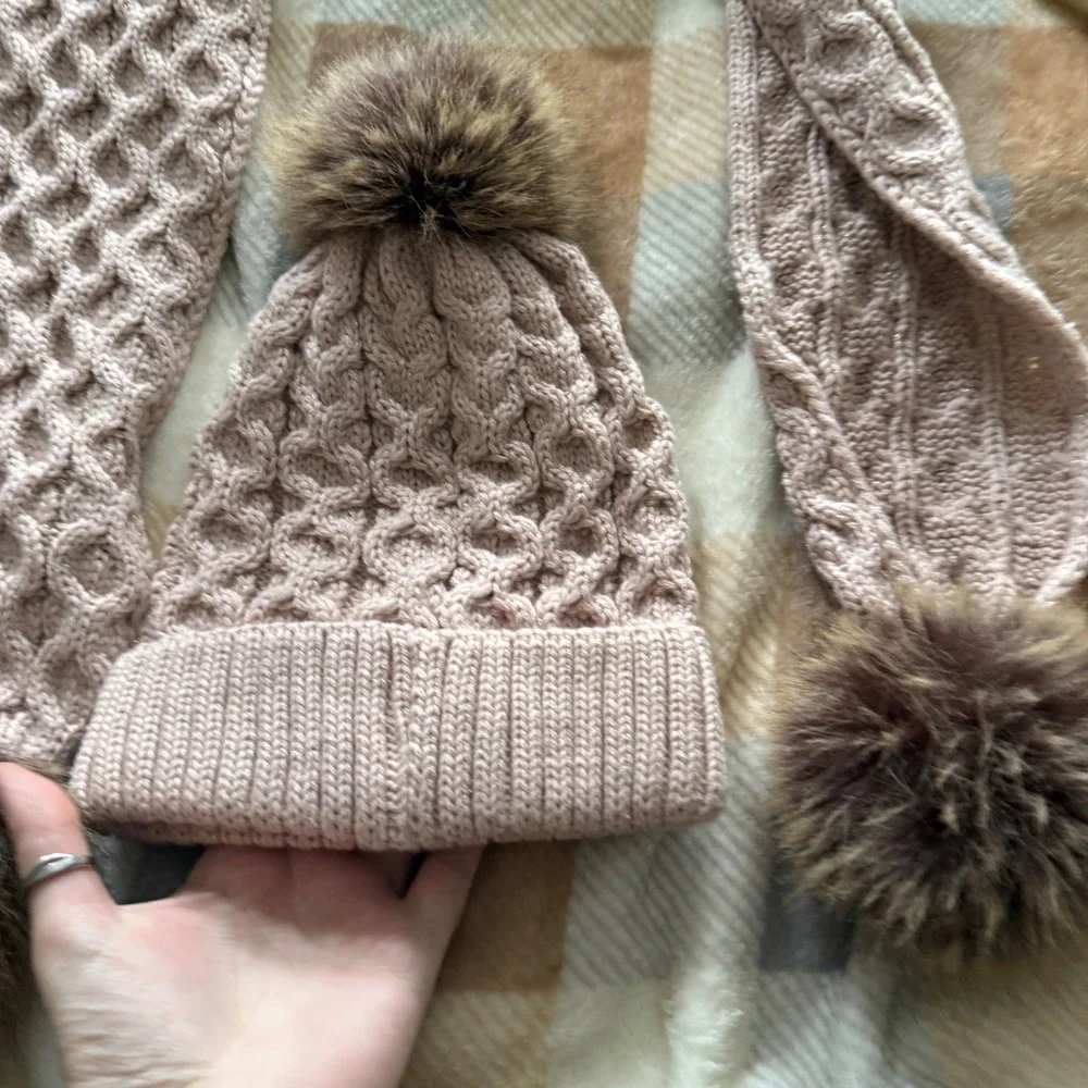 Toby Kids Girls Pink Cable Knit Hat Scarf Set Faux Fur Pom‎ Pom Winter Warm